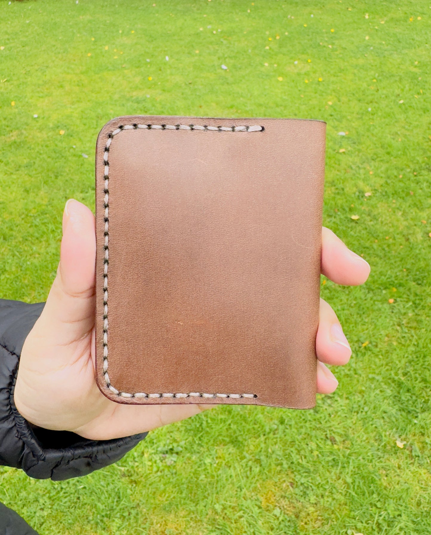 The Brown Walnut - Vertical executive biflod leather wallet